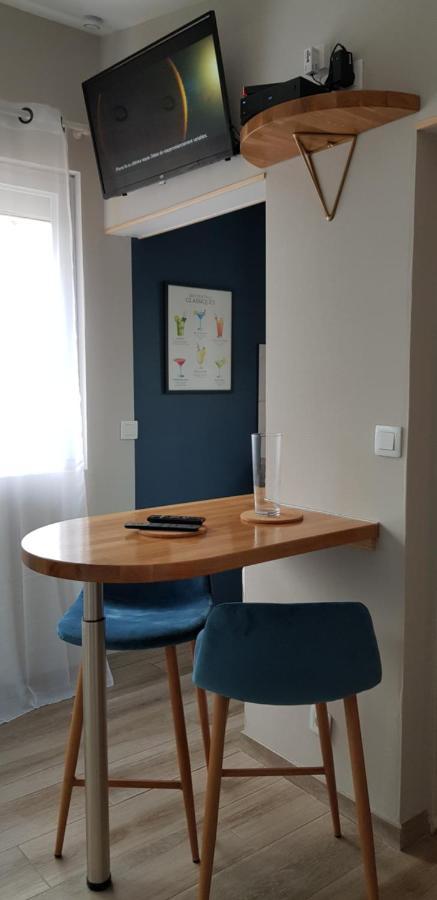 Agreable Petite Maison Proche Joigny Chamvres Bagian luar foto