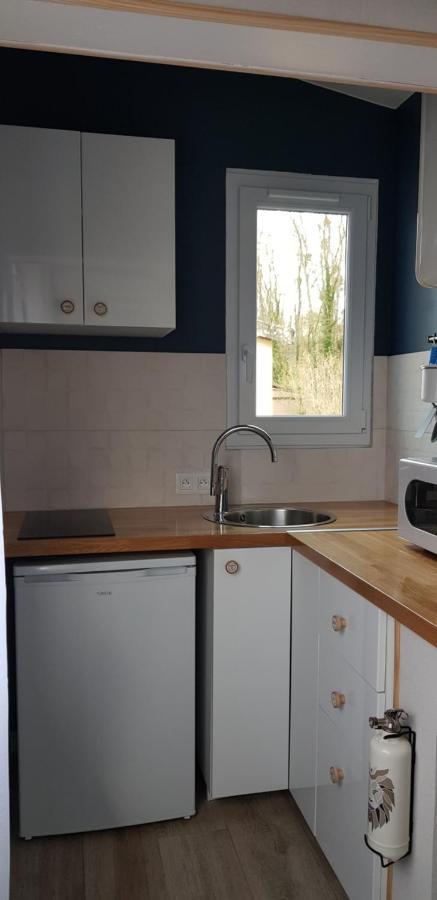Agreable Petite Maison Proche Joigny Chamvres Bagian luar foto