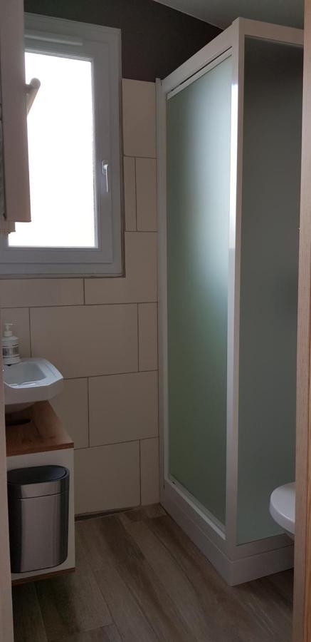 Agreable Petite Maison Proche Joigny Chamvres Bagian luar foto